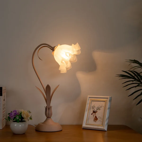 Bymaocar Pink Flower LED Table Lamp with Glass Shade, E27 - Image 3